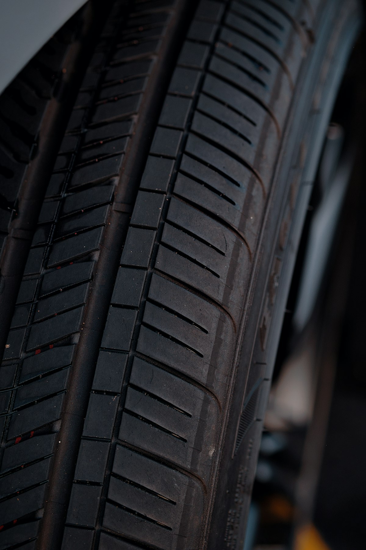 Tire tread